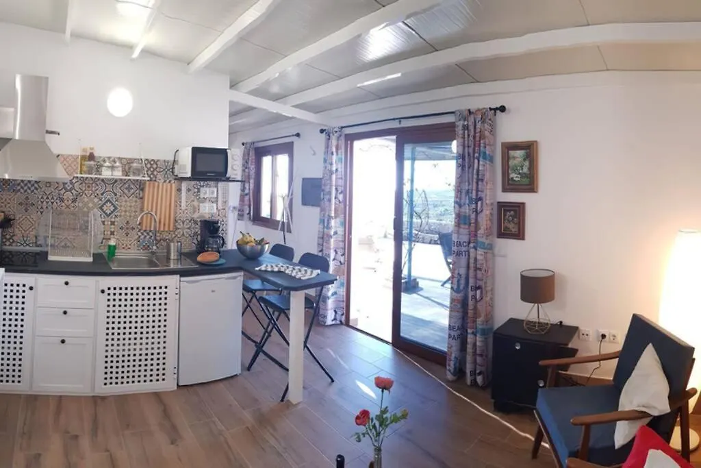 Minicasa 2 En Arico Viejo Con Fibra Optica Apartment
